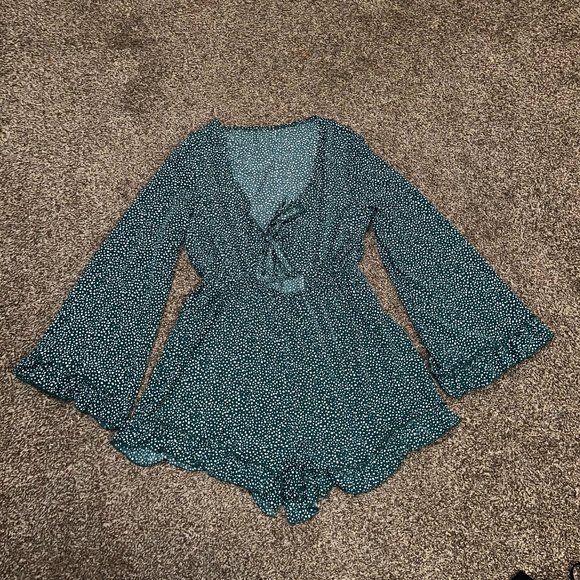 SHEIN VCAY Dot Print Tie Front Ruffle Hem Romper - Picture 2 of 4